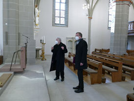 Bischof Dr. Michael Gerber besucht St. Crescentius (Foto: Karl-Franz Thiede)